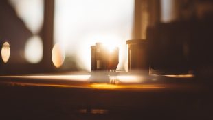 gardinbus løser genskin